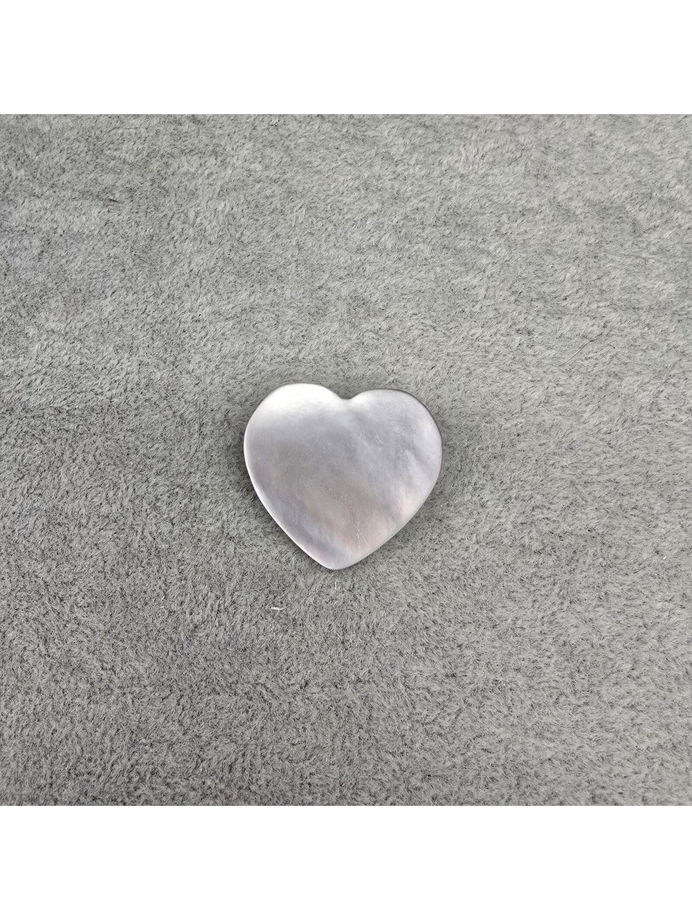 Vintage Mother of Pearl Heart Brooch Pin Natural Shell Iridescent Pink MOP 1970s